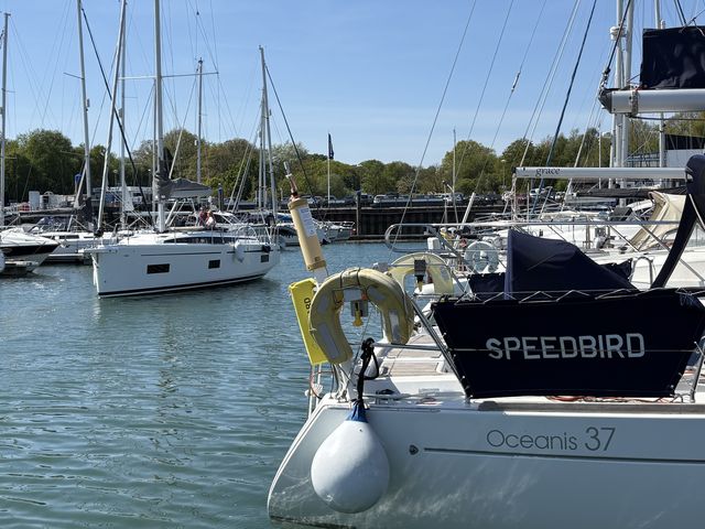 The new Speedbird behind the Oceanis 37 of the same name she replaced