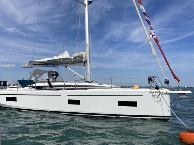 Speedbird on a visitors' buoy off Seaview, Isle of Wight